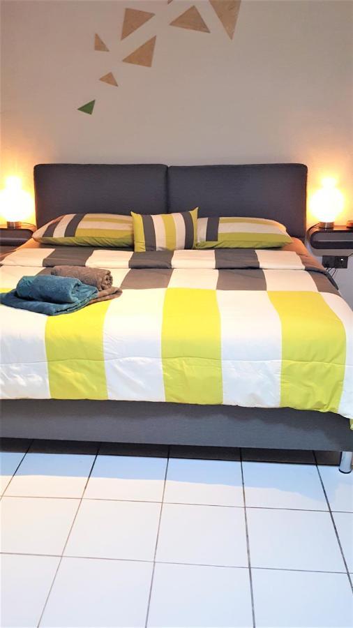 Sabandy House B&B Padang Mat Sirat Екстер'єр фото