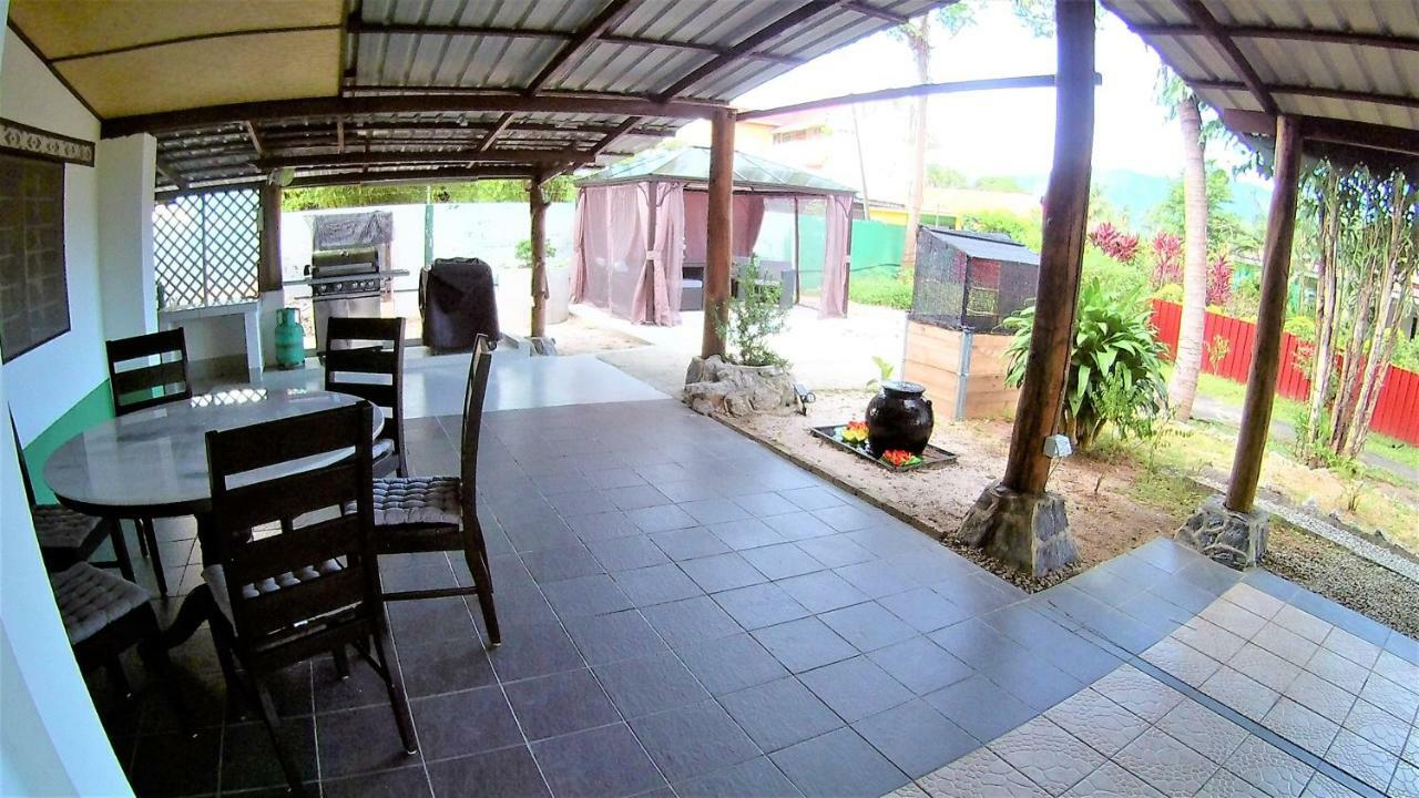 Sabandy House B&B Padang Mat Sirat Екстер'єр фото