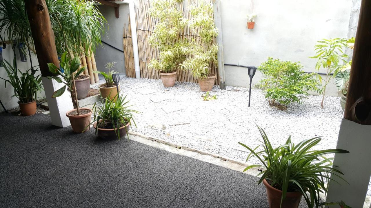 Sabandy House B&B Padang Mat Sirat Екстер'єр фото
